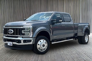 2026 Ford F-450 XLT DRW Truck Crew Cab