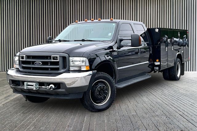 2004 Ford F-550's photo