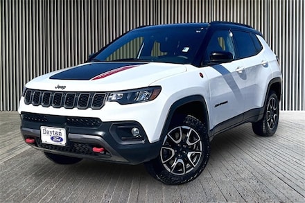 2024 Jeep Compass Trailhawk 4WD Push Button Start Rear Camera SUV