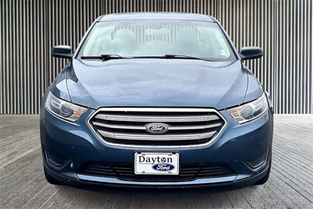 Used 2018 Ford Taurus SE ***20,000 miles*** Sedan