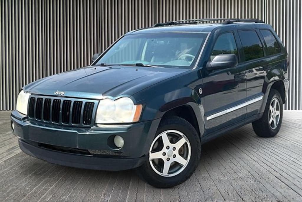 Used 2005 Jeep Grand Cherokee Laredo SUV