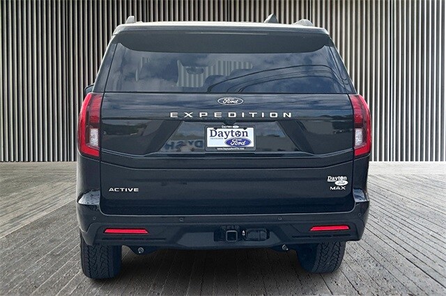 2025 Ford Expedition MAX photo 2