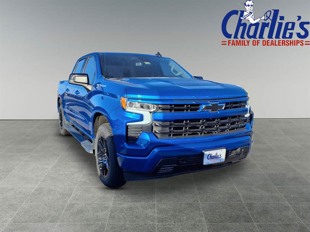 2024 Chevrolet Silverado 1500 RST photo 3