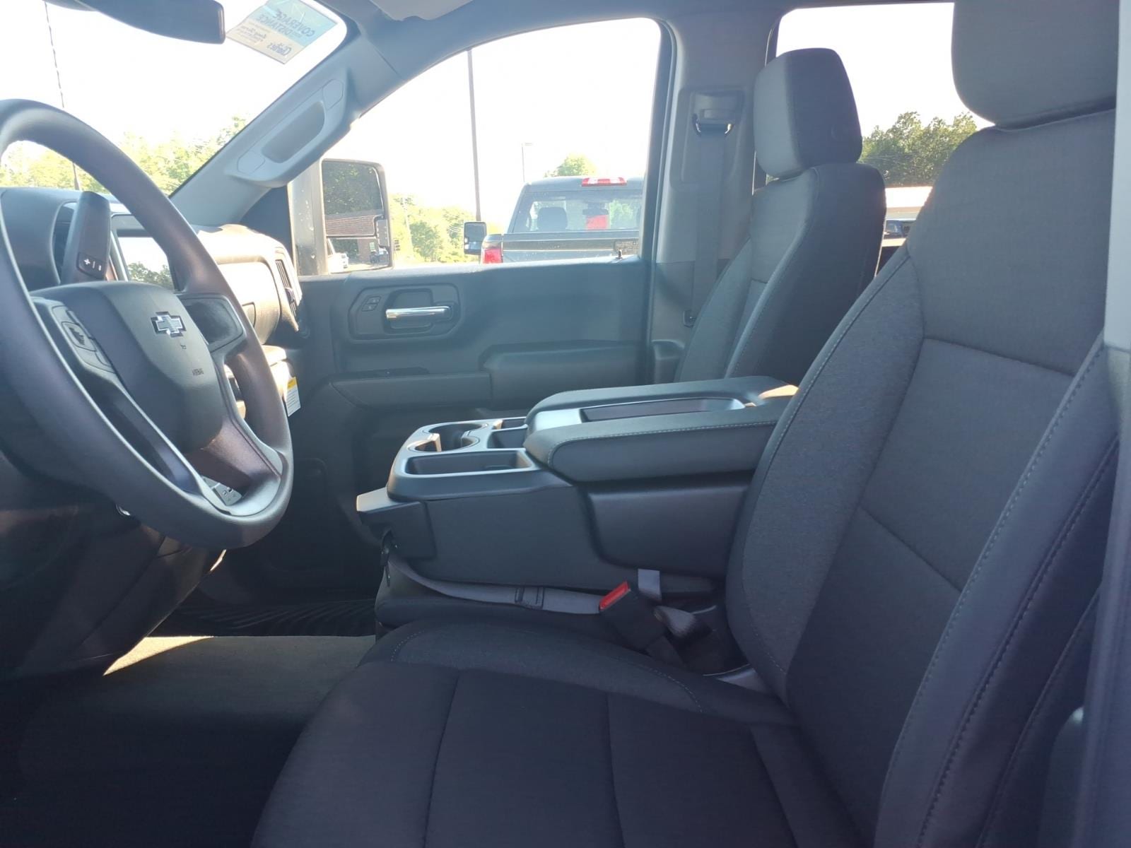 2026 Chevrolet Silverado 2500 HD Custom - Photo 6