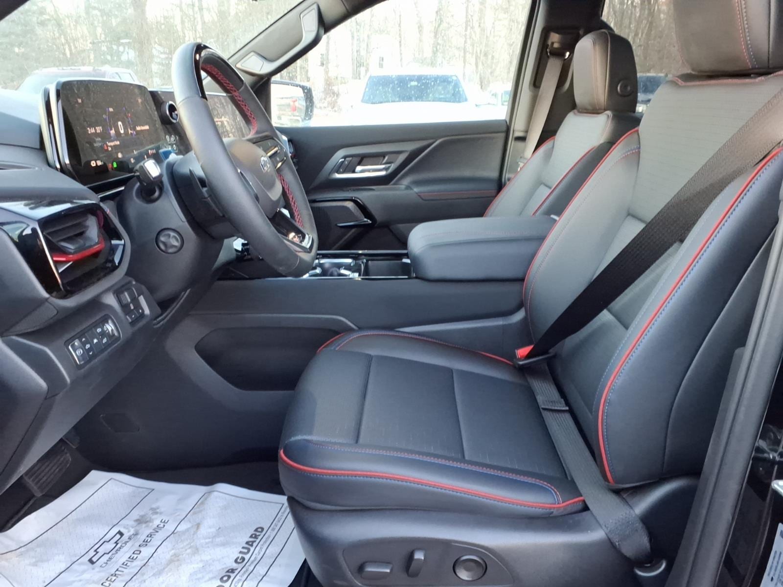 2025 Chevrolet Silverado EV RST - Photo 8
