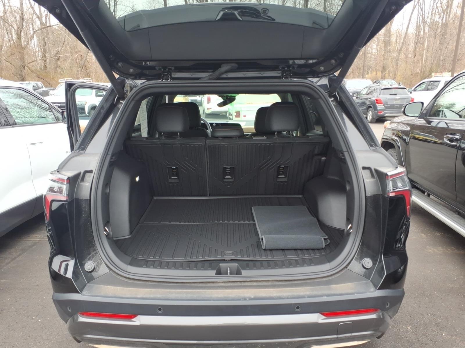 2025 Chevrolet Equinox ACTIV - Photo 6