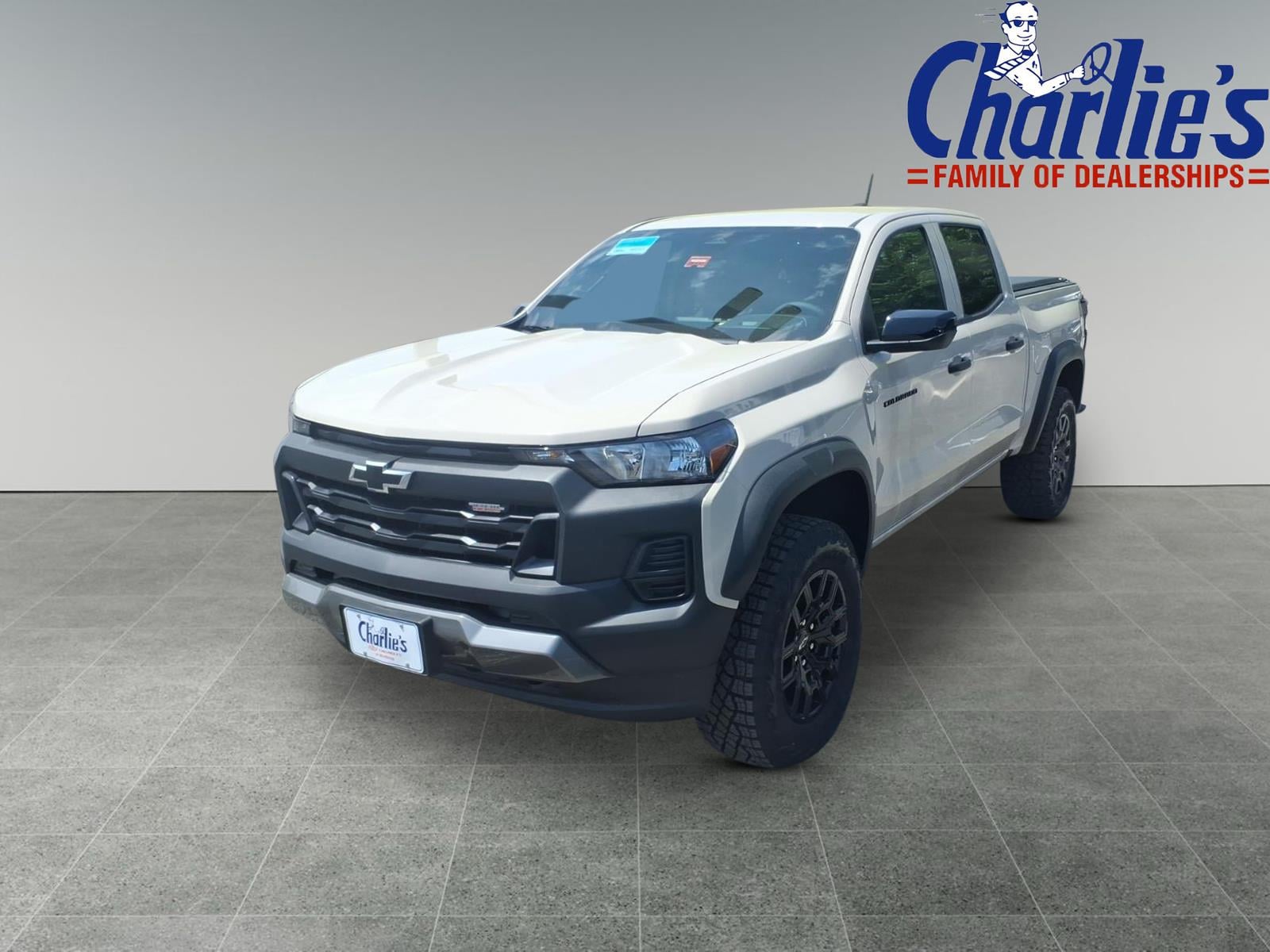 2026 Chevrolet Colorado Trail Boss - Photo 1