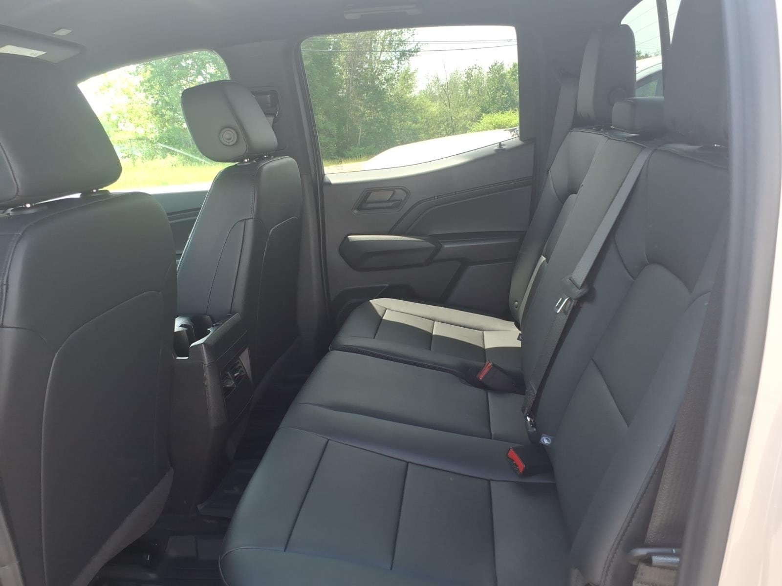 2026 Chevrolet Colorado Trail Boss - Photo 7
