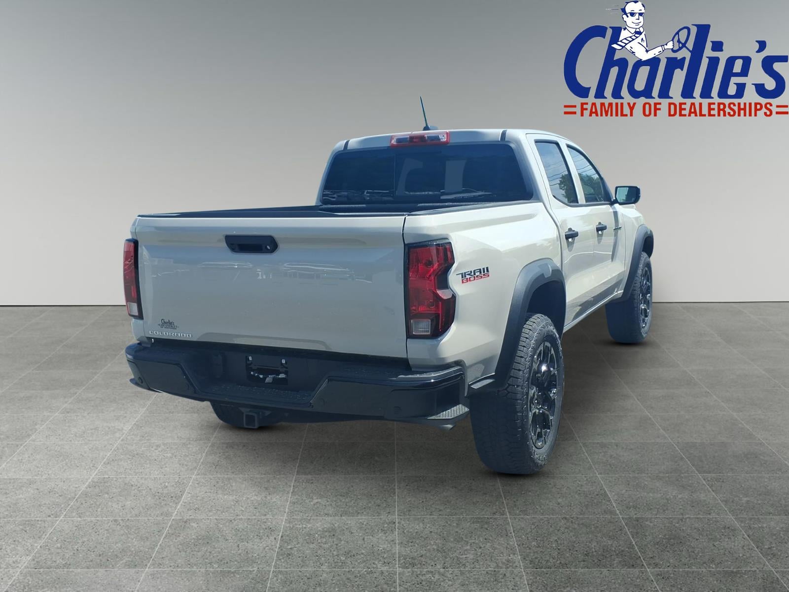 2026 Chevrolet Colorado Trail Boss - Photo 4