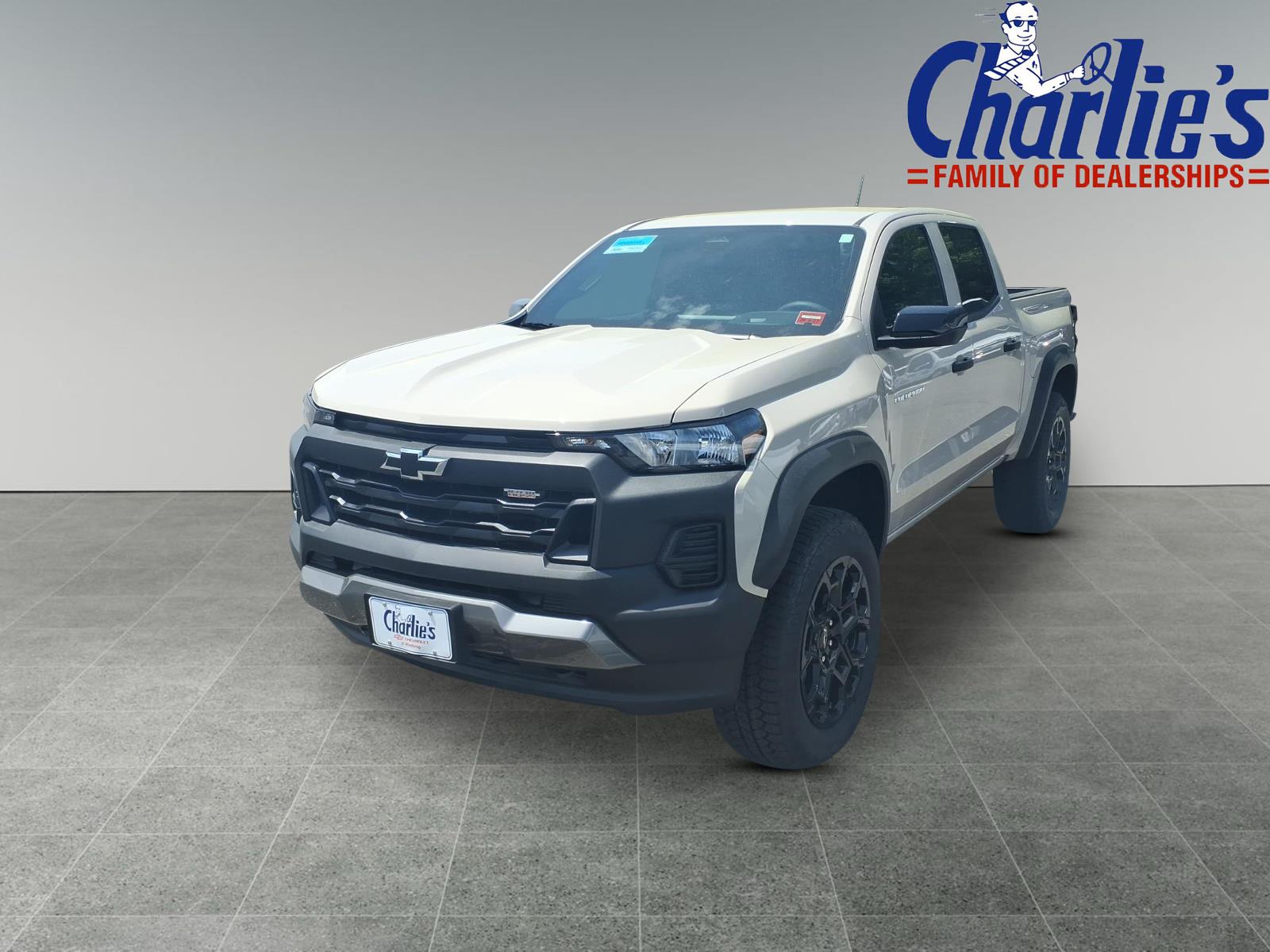 2026 Chevrolet Colorado Trail Boss - Photo 1