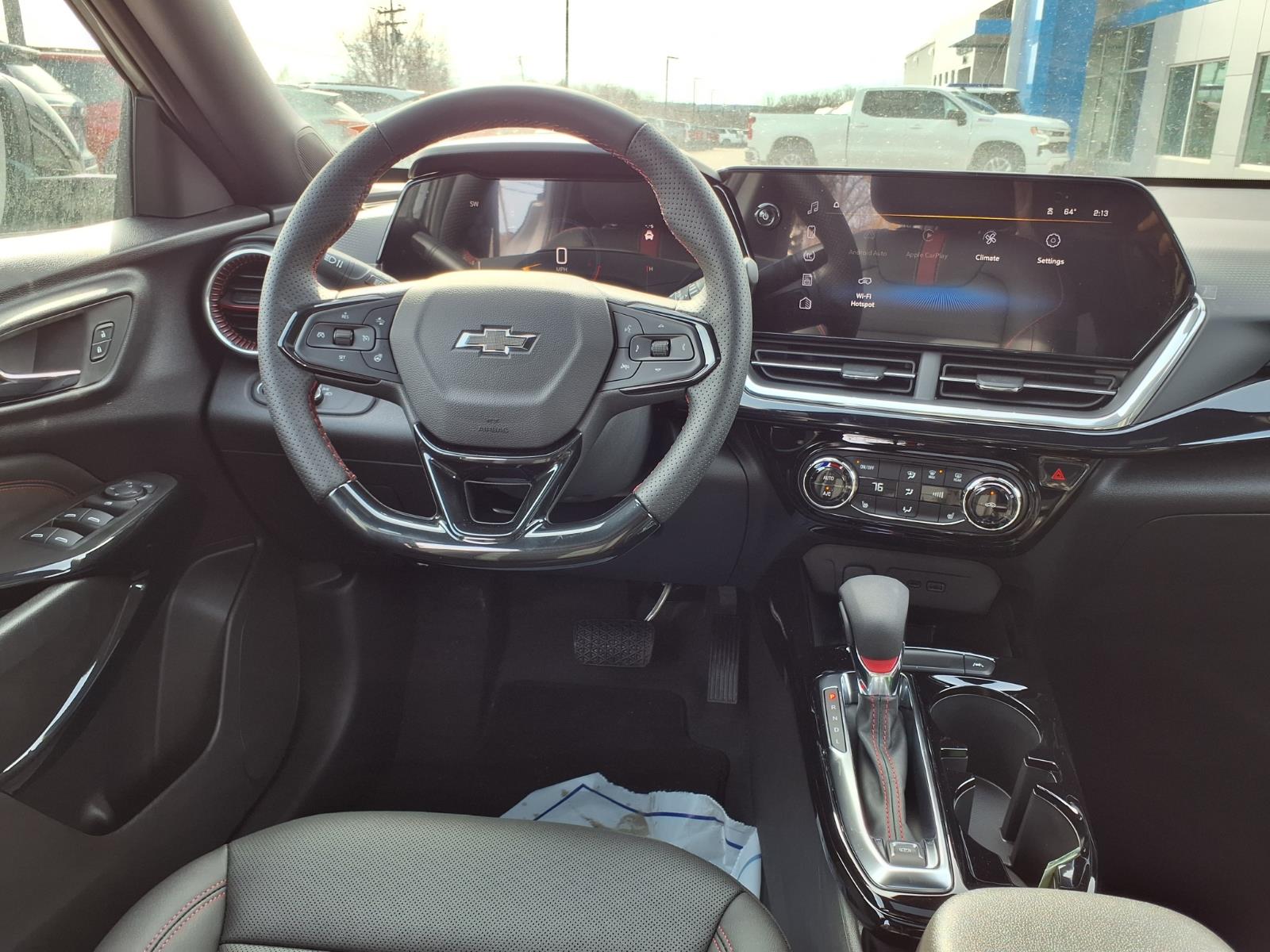 2026 Chevrolet Trax RS - Photo 8