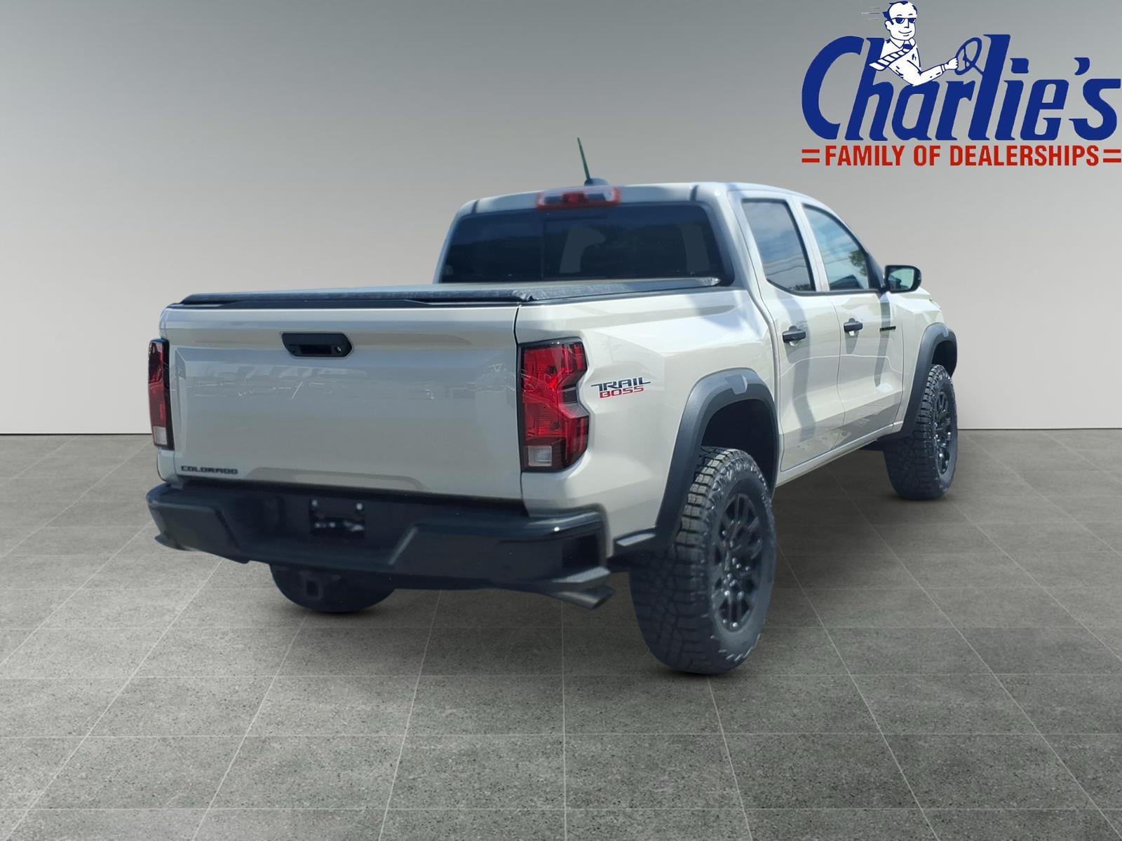 2026 Chevrolet Colorado Trail Boss - Photo 4