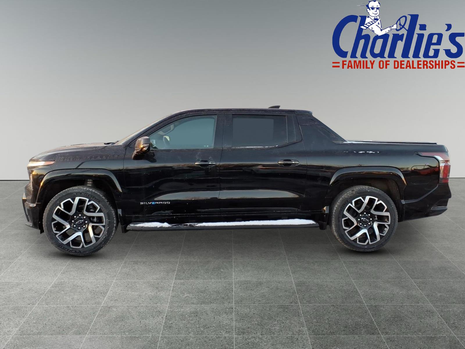 2024 Chevrolet Silverado EV RST - Photo 7