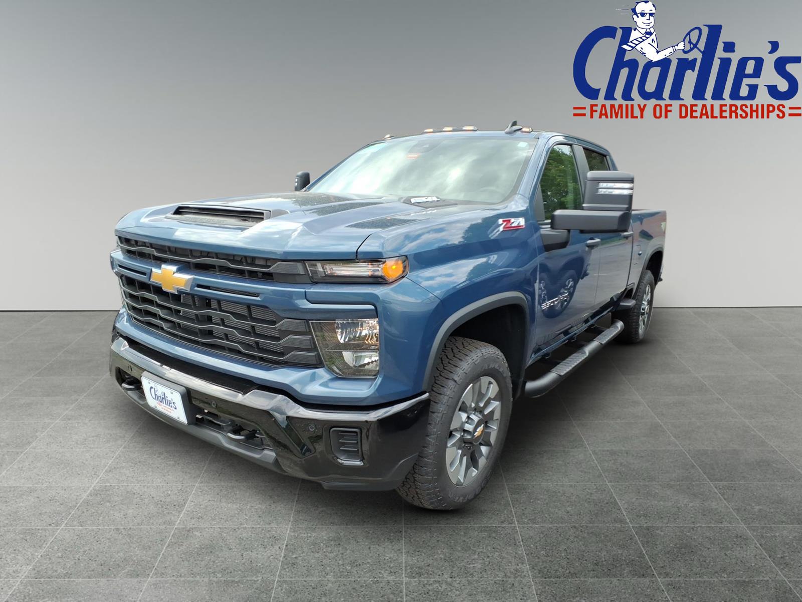 Lakeshore Blue Metallic 2026 Chevrolet Silverado 2500HD Pickup Truck Four-Wheel Drive Automatic