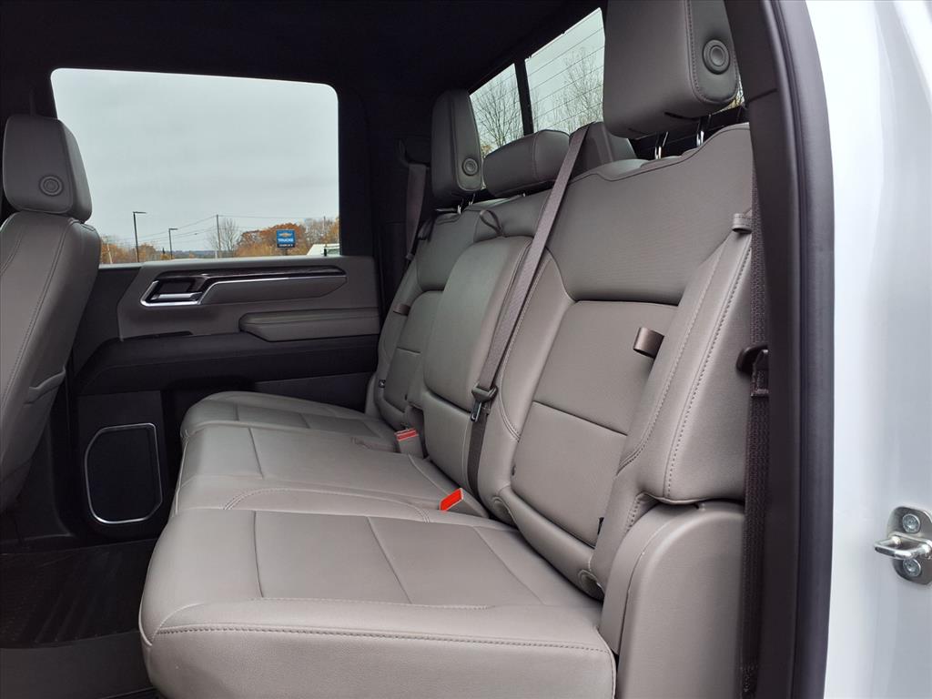 2024 Chevrolet Silverado 2500HD LTZ - Photo 7