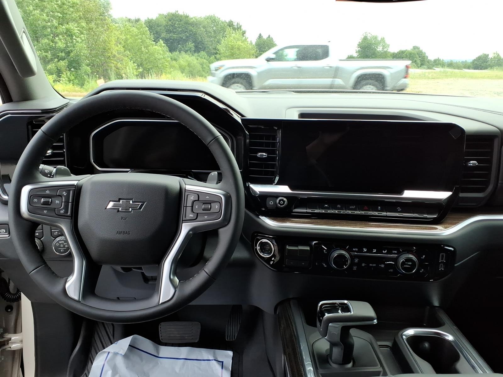 2026 Chevrolet Silverado 1500 RST - Photo 8