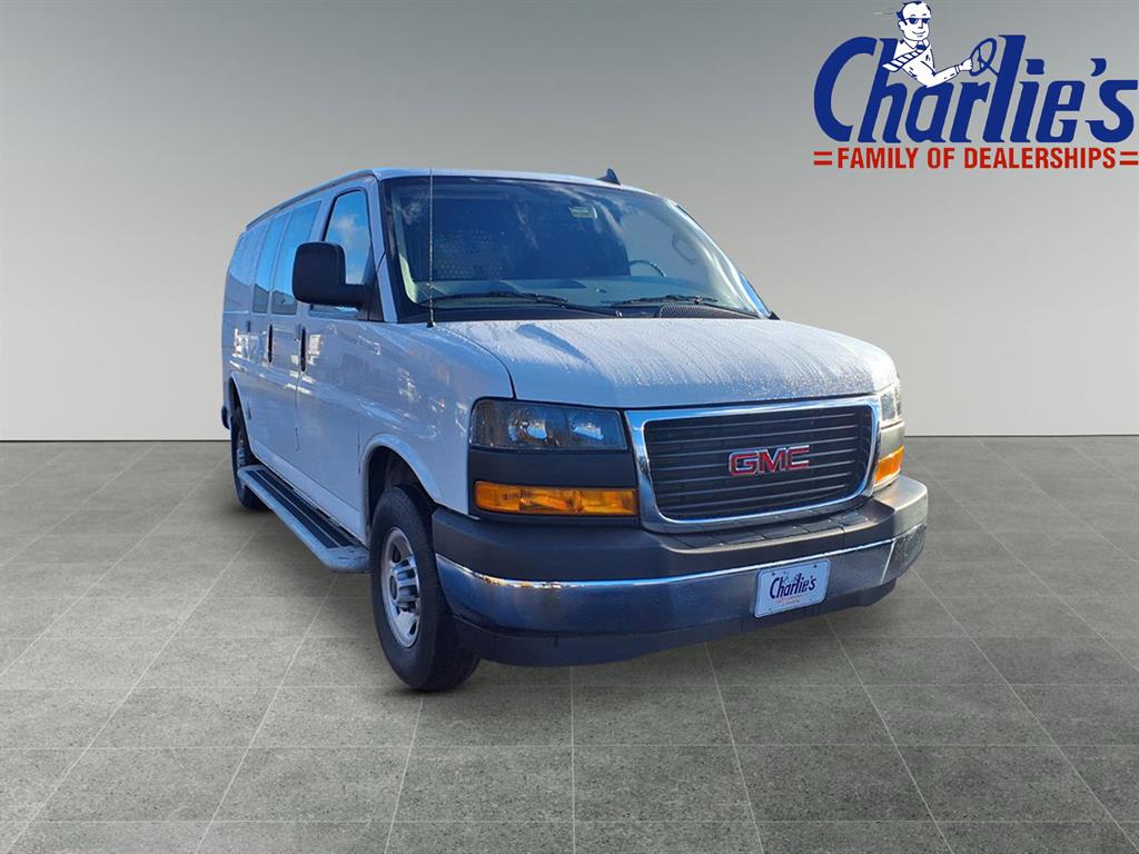 2024 Gmc Savana Cargo 2500 photo 3