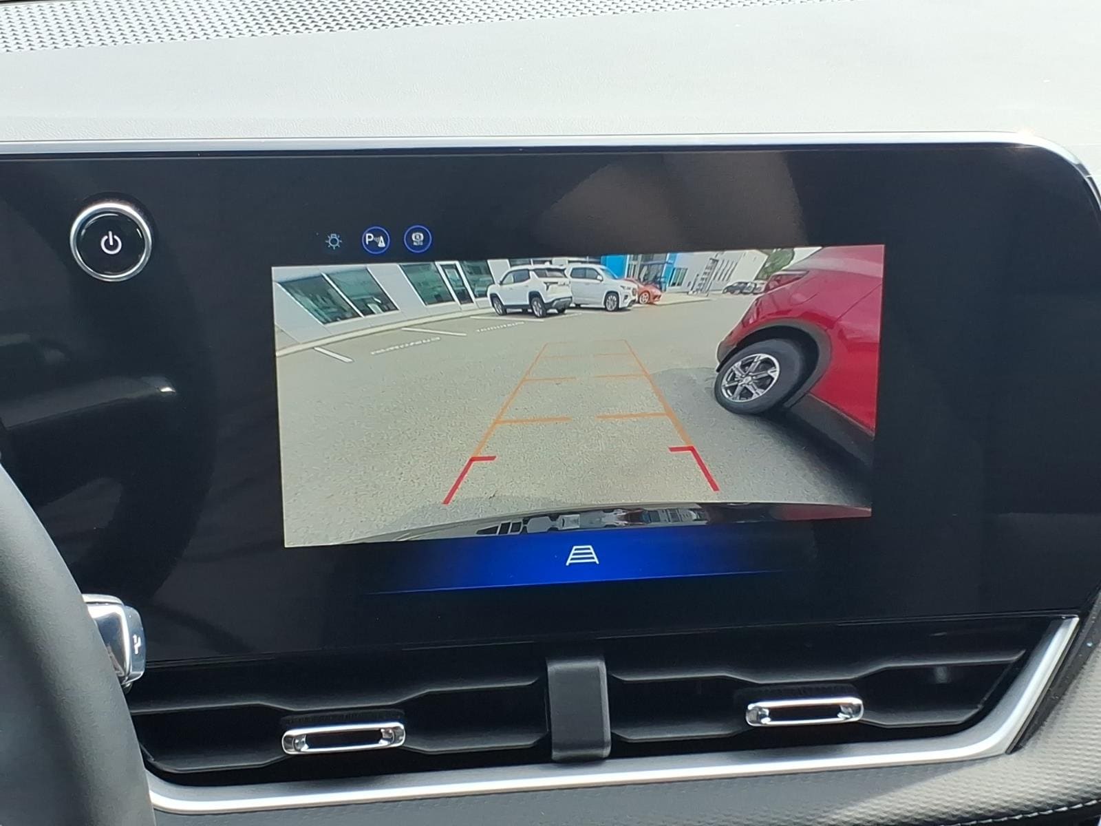 2027 Chevrolet Equinox LT - Photo 9