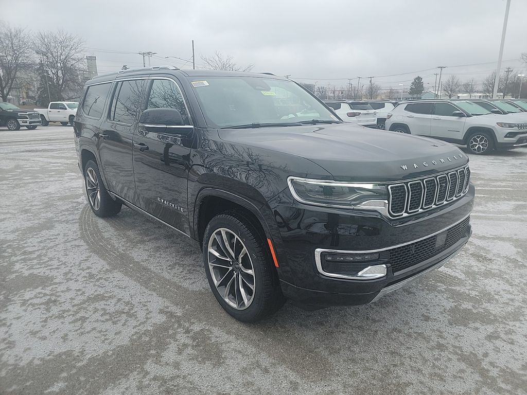 2025 Jeep Wagoneer L Series III photo 3