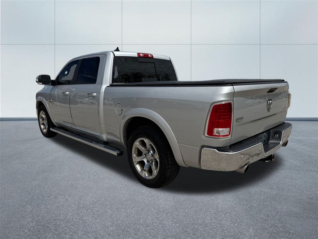 2016 Ram 1500 Laramie photo 3