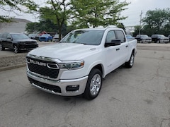 2025 Ram 1500 BIG HORN CREW CAB 4X4 5'7 BOX Pickup