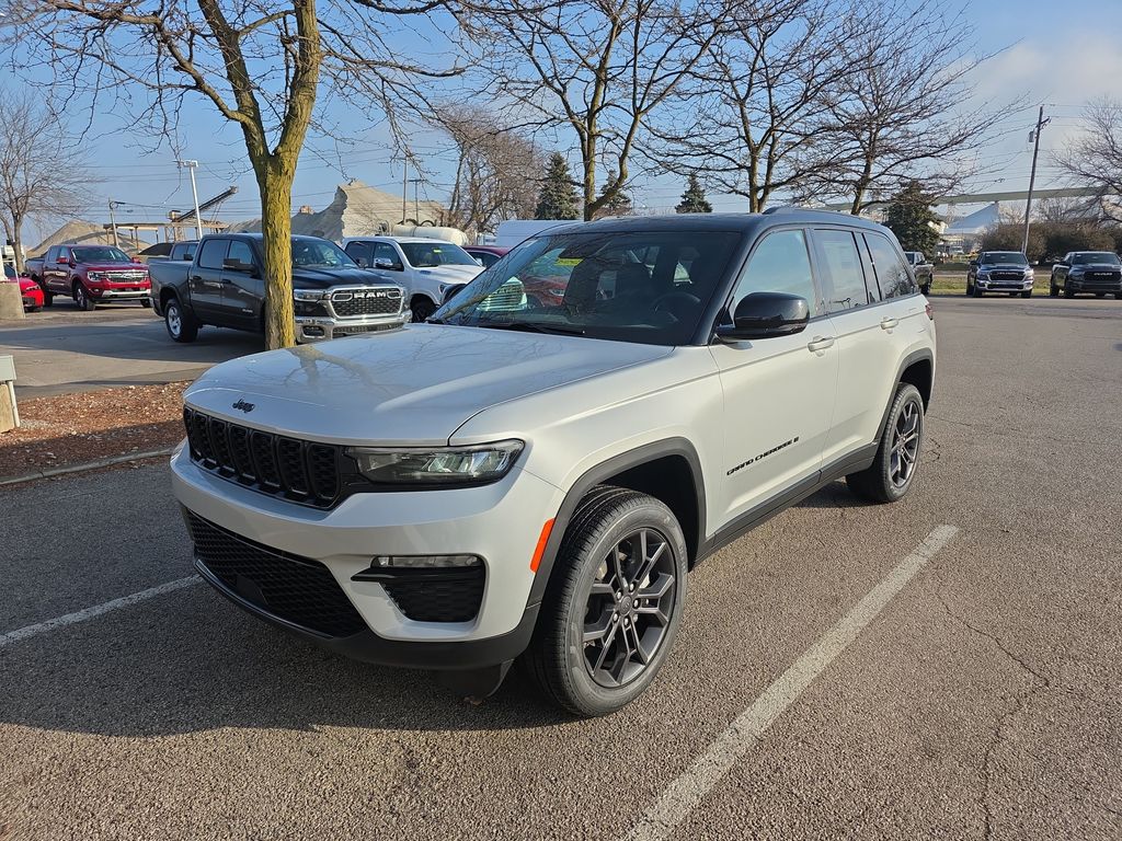 2025 Jeep Grand Cherokee Limited's photo