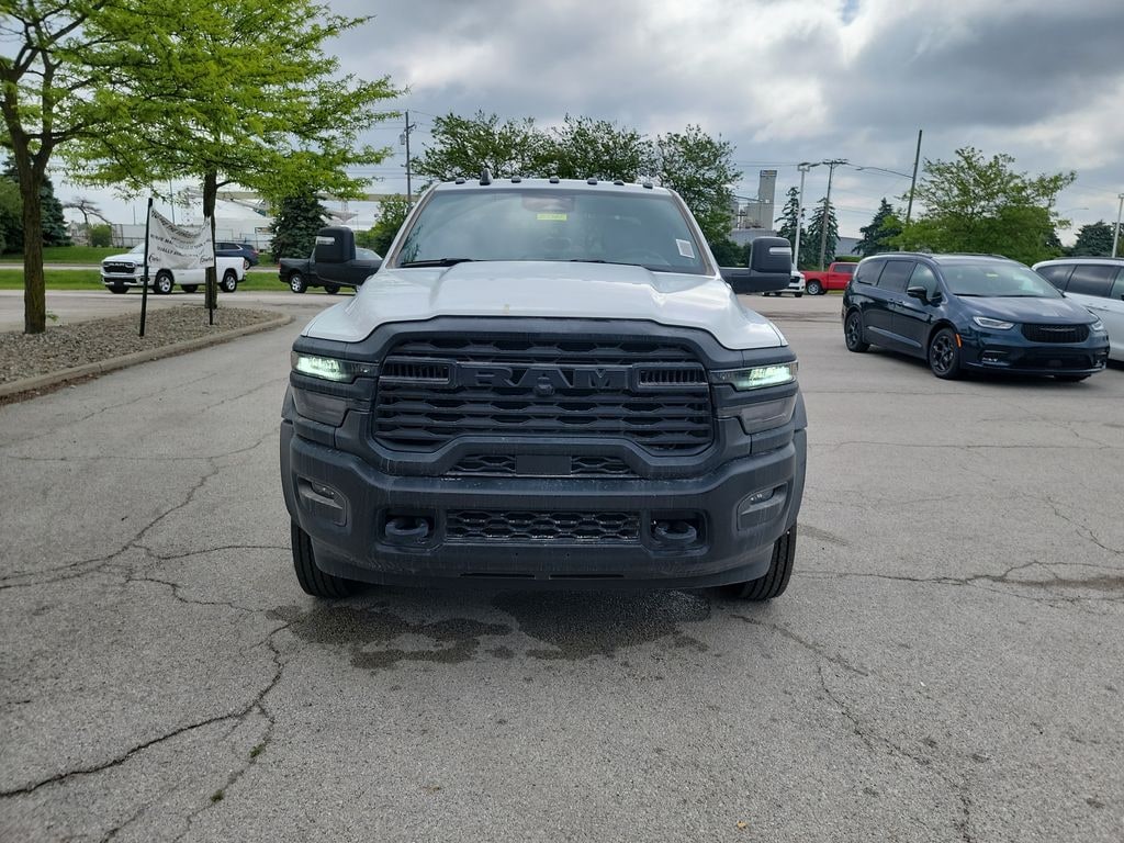 New 2025 Ram 5500 Chassis Cab 5500 TRADESMAN CHASSIS CREW CAB 4X4 84' CA Pickup