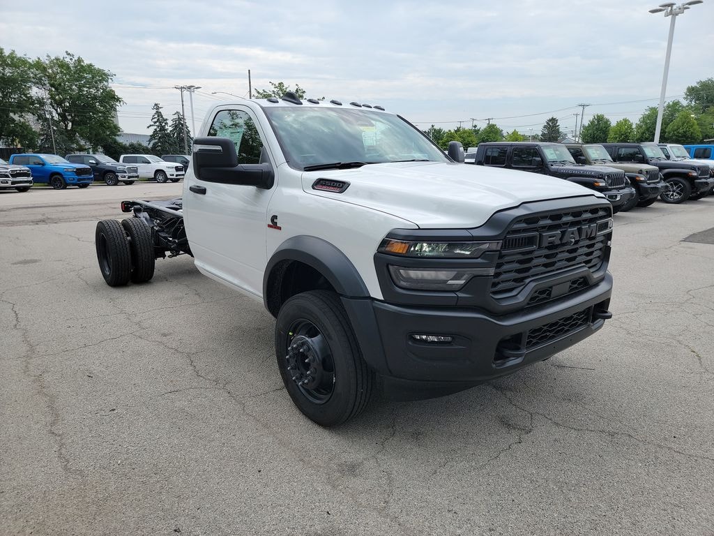 New 2025 Ram 5500 Chassis Cab 5500 TRADESMAN CHASSIS REGULAR CAB 4X4 84' CA Pickup