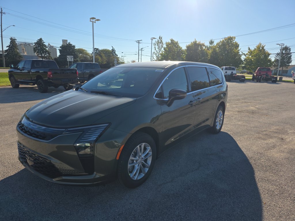 2027 Chrysler Pacifica Passenger Van 