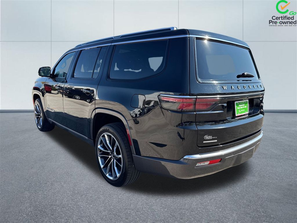 2022 Jeep Wagoneer Series III photo 3