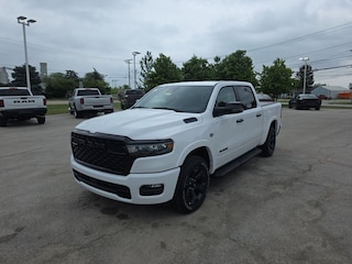 2026 Ram 1500 BIG HORN CREW CAB 4X4 5'7 BOX Pickup