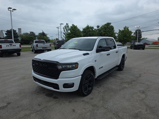 2026 Ram 1500 BIG HORN CREW CAB 4X4 5'7 BOX Pickup
