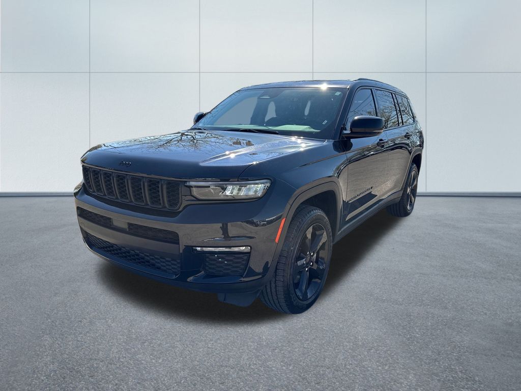 2023 Jeep Grand Cherokee Limited photo 2