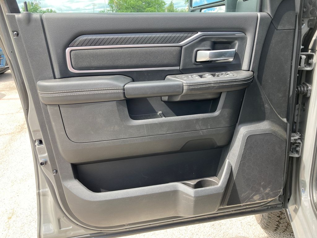 2026 RAM 2500 Big Horn - Photo 11