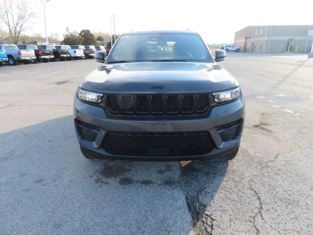 New 2025 Jeep Grand Cherokee ALTITUDE X 4X4 Sport Utility