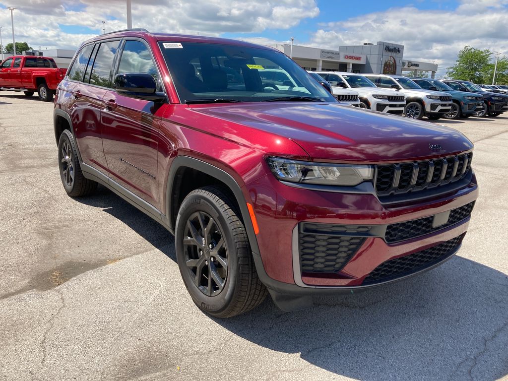 2026 Jeep Grand Cherokee Laredo - Photo 8