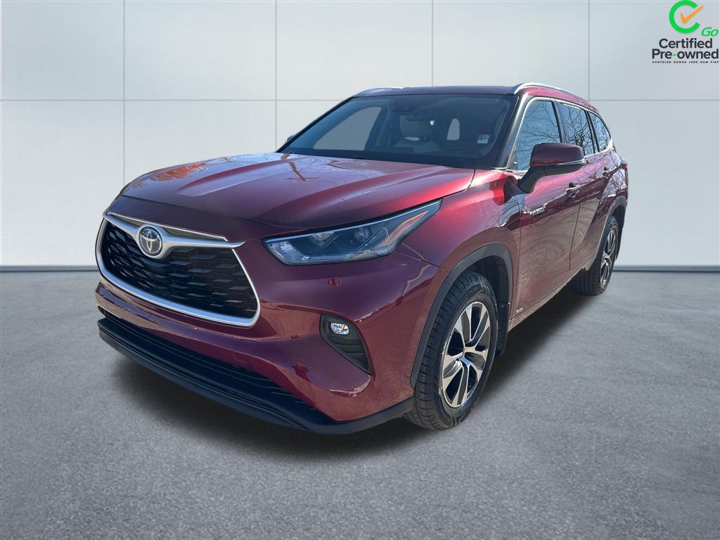 2021 Toyota Highlander Hybrid XLE photo 2
