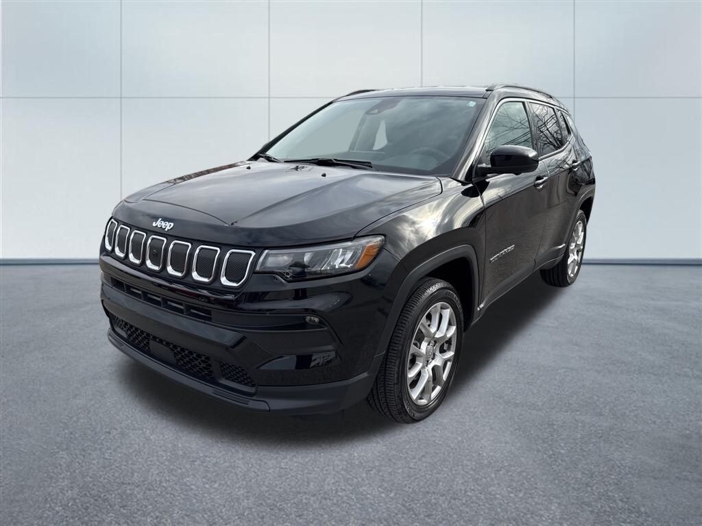 Used 2022 Jeep Compass Latitude Lux SUV