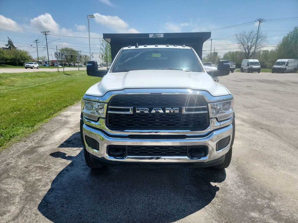 2024 Ram 5500 Tradesman photo 2