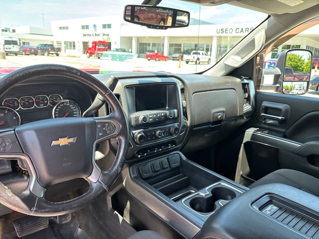 2018 Chevrolet Silverado 2500HD LT - Photo 13