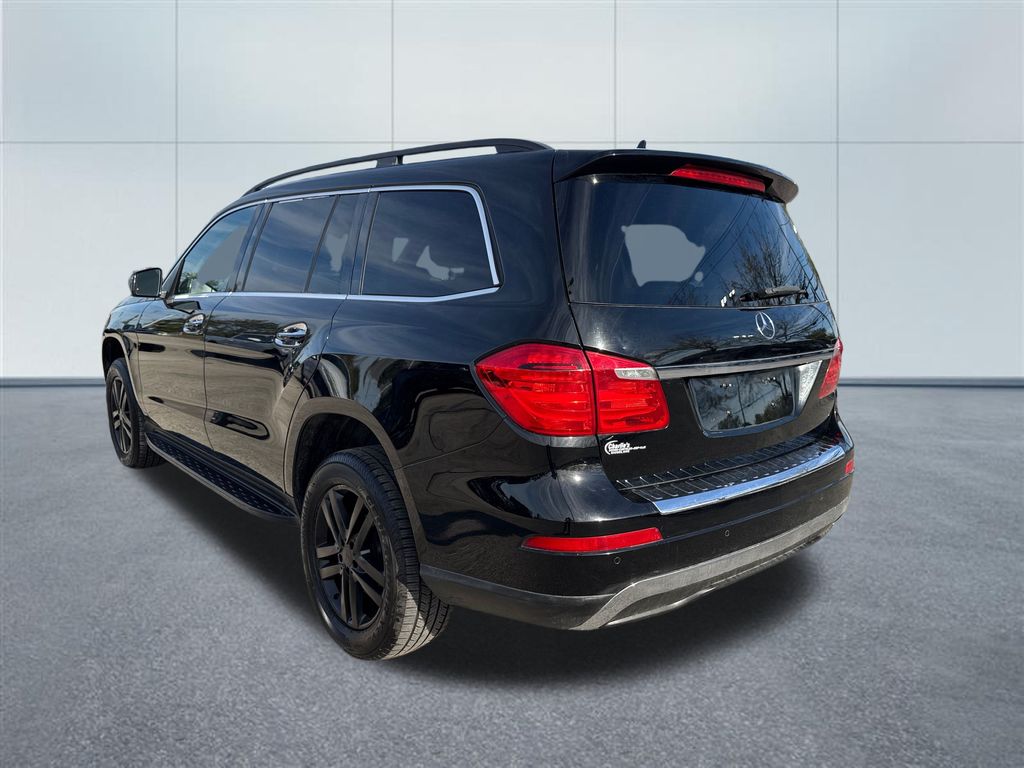 2016 Mercedes Benz GL 350 BlueTEC photo 3
