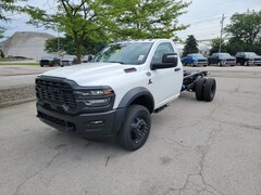 2025 Ram 5500 Chassis Cab 5500 TRADESMAN CHASSIS REGULAR CAB 4X4 84' CA Pickup
