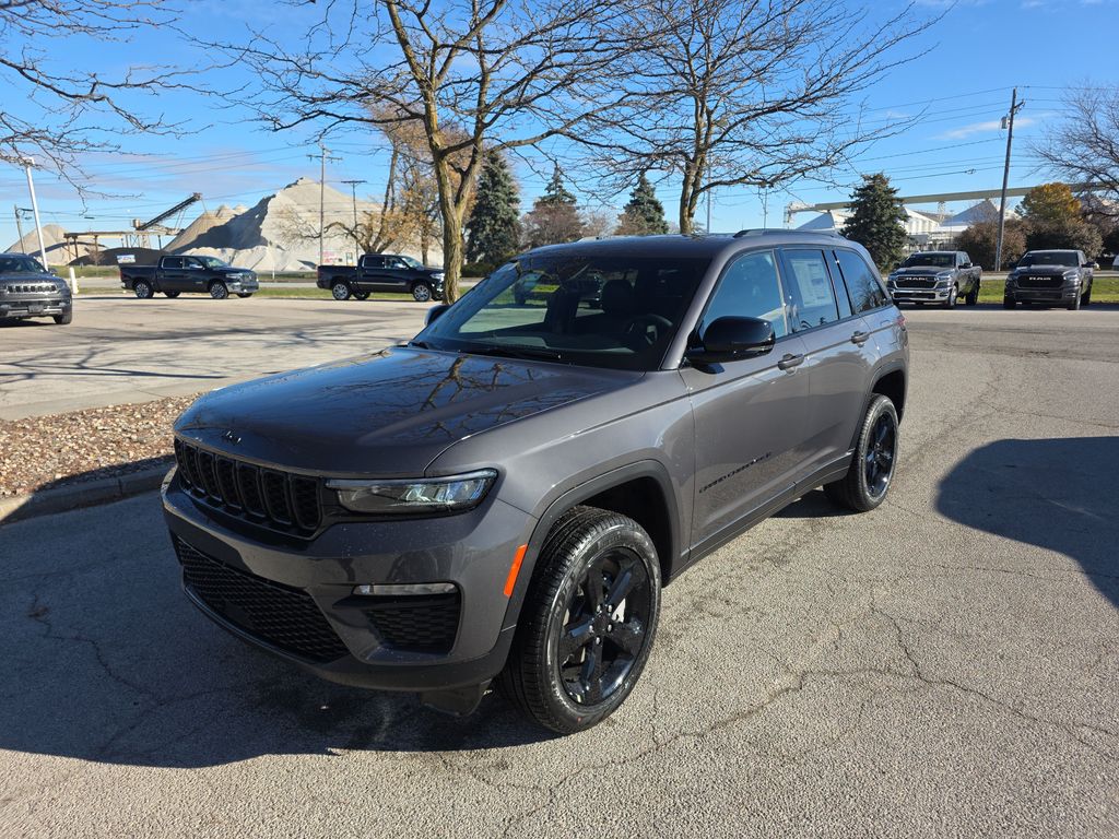 2025 Jeep Grand Cherokee Limited's photo