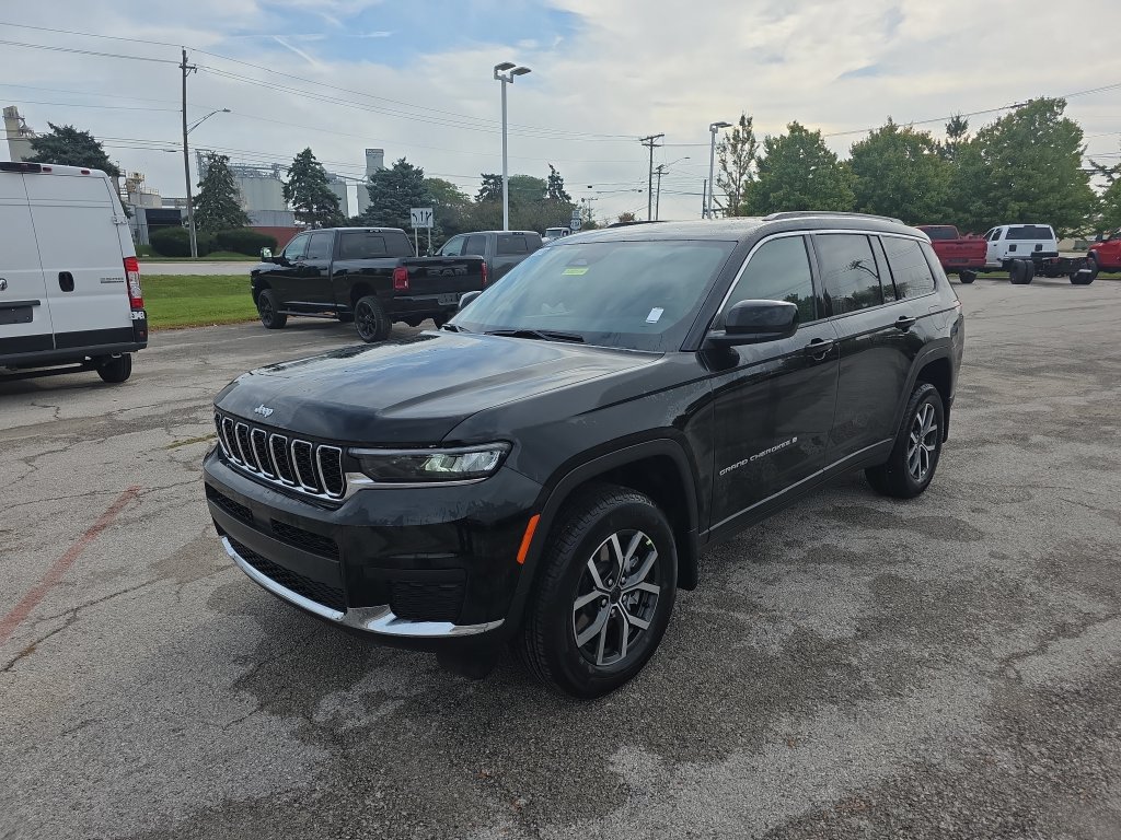 2027 Jeep Grand Cherokee L