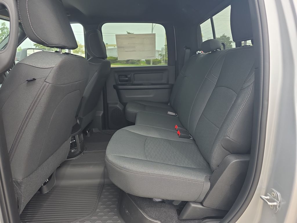 2026 RAM 3500 Tradesman - Photo 9