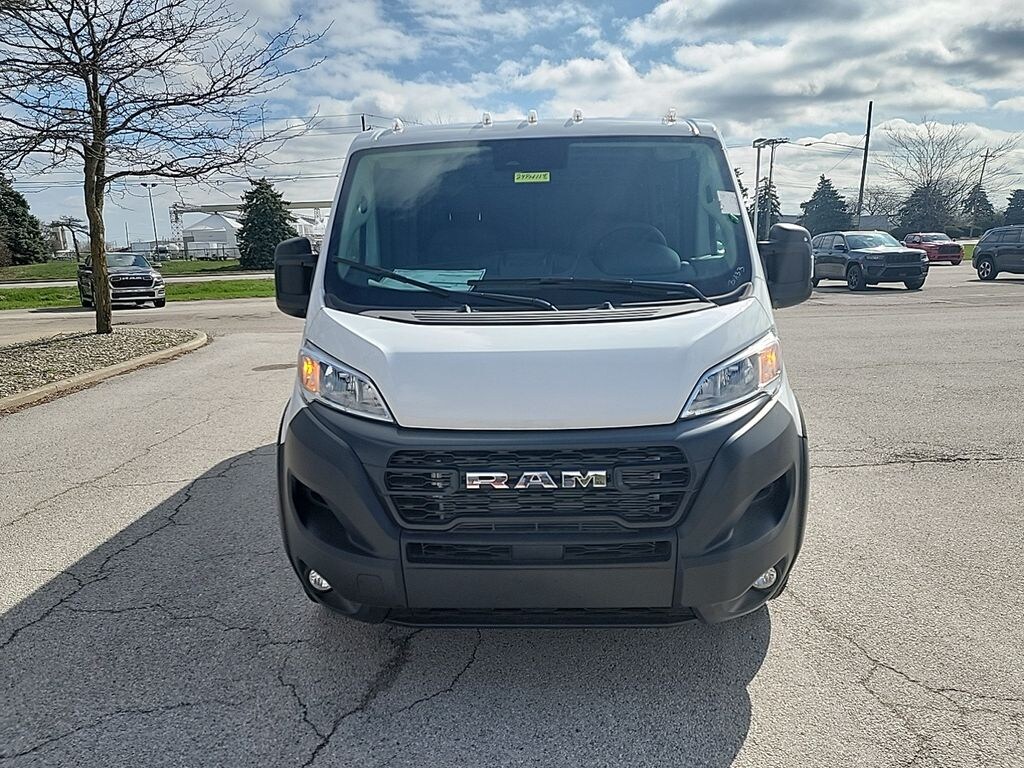 New 2024 Ram ProMaster PROMASTER 2500 TRADESMAN CARGO VAN LOW ROOF 136' W Cargo Van