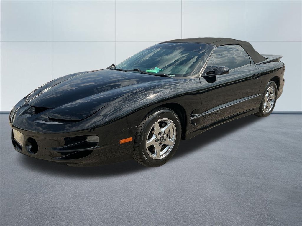 Used 1998 Pontiac Firebird TRANS AM with VIN 2G2FV32GXW2226470 for sale in Maumee, OH