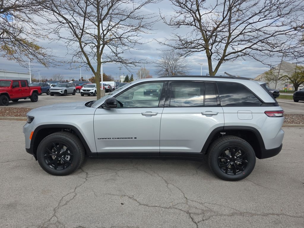 New 2025 Jeep Grand Cherokee ALTITUDE X 4X4 Sport Utility