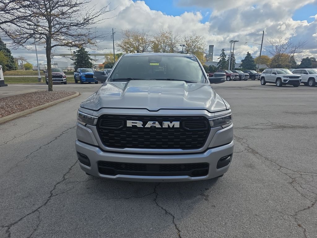 New 2026 Ram 1500 BIG HORN CREW CAB 4X4 5'7 BOX Pickup