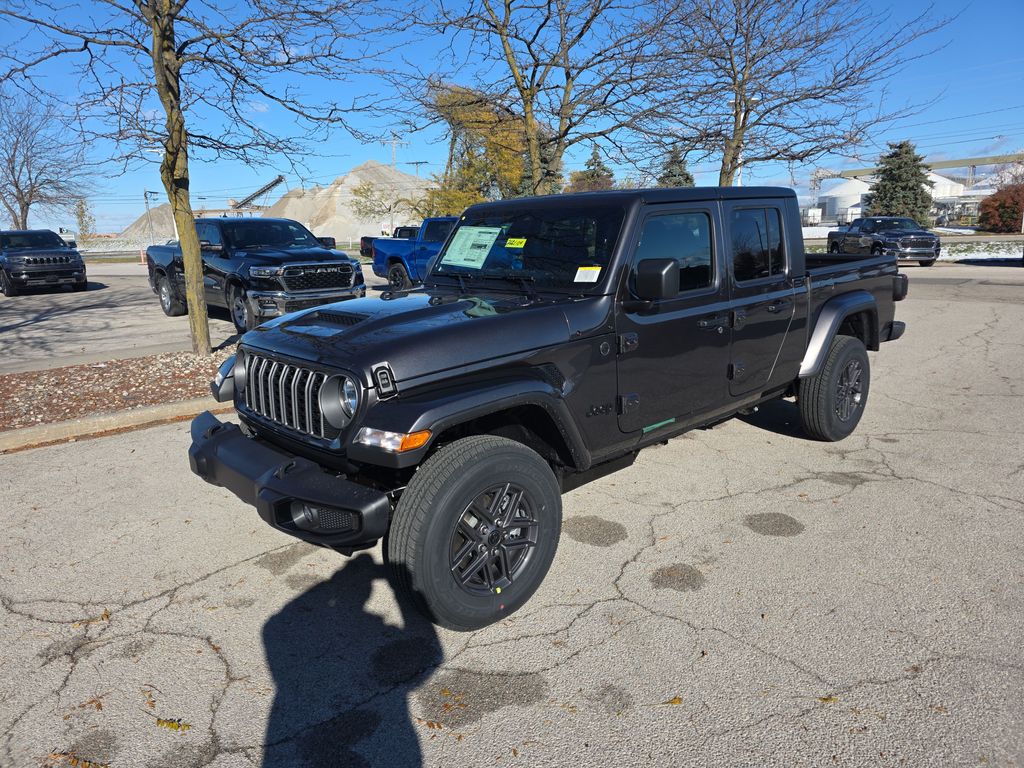 2026 Jeep Gladiator Sport S's photo